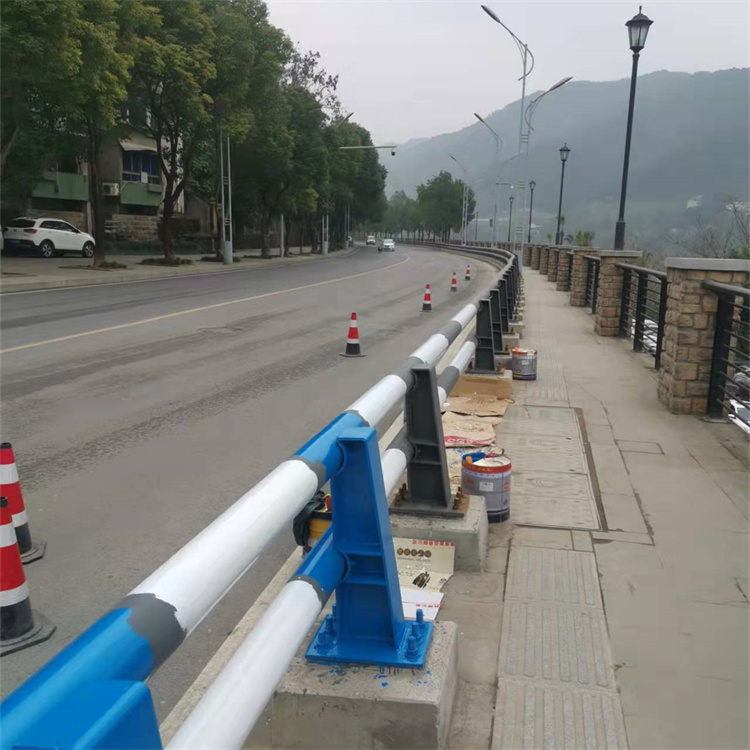 滨州防撞护栏